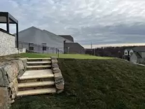 hilltop-outdoor-golf-putting-green-DeShayes-Dream-Greens